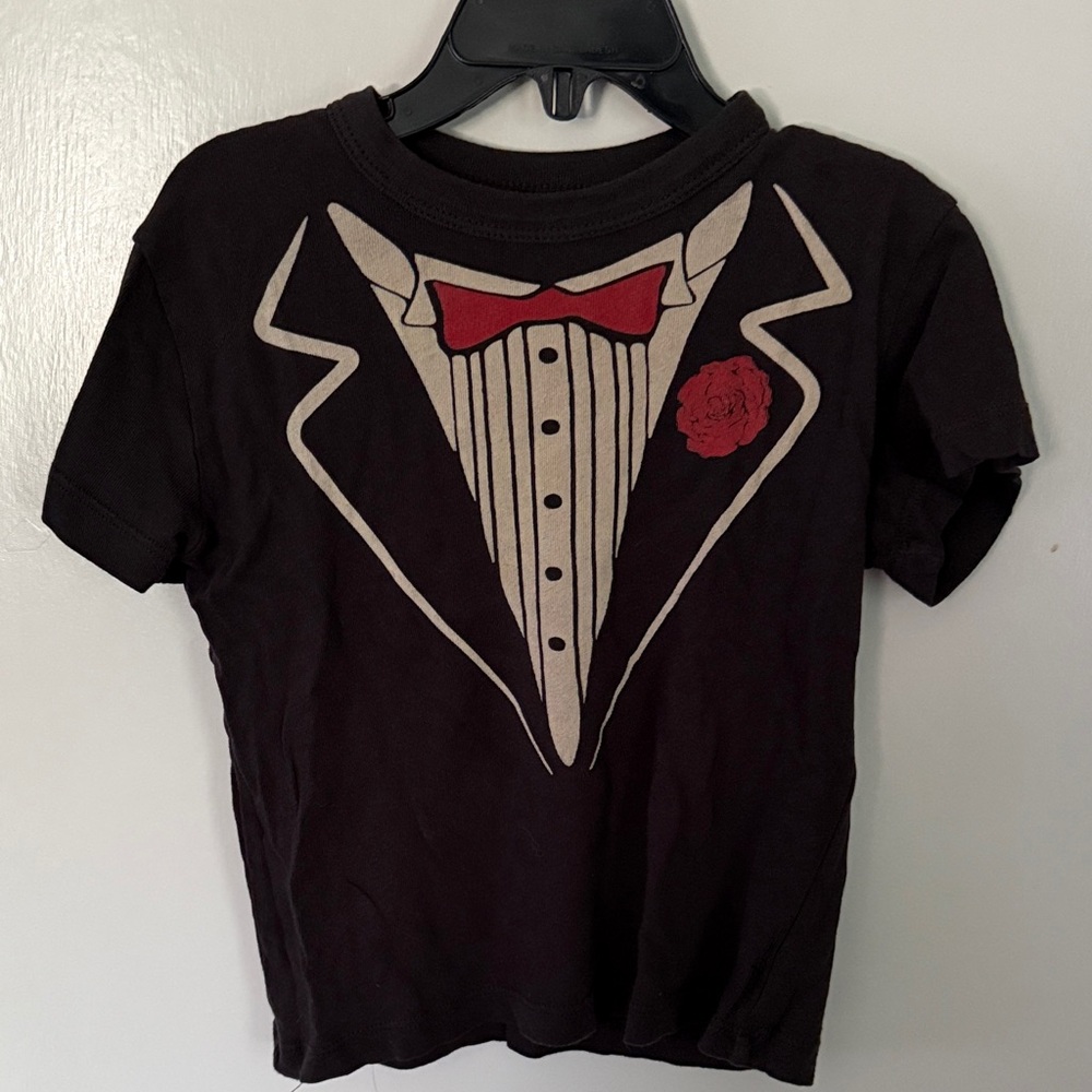 Chaser Kids Tuxedo Graphic Tee - Black & Red